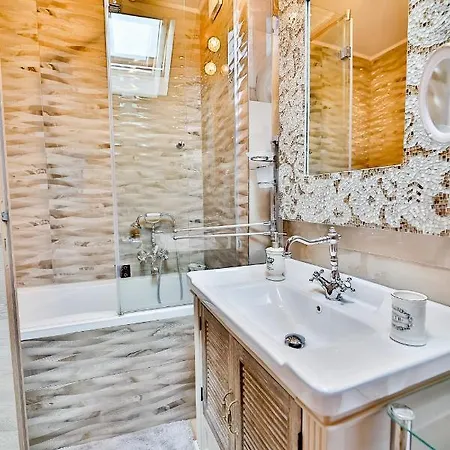 Apartment Royal Mia *
