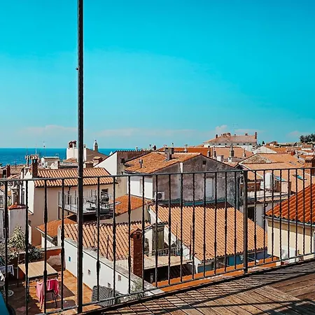 Royal Mia * Piran